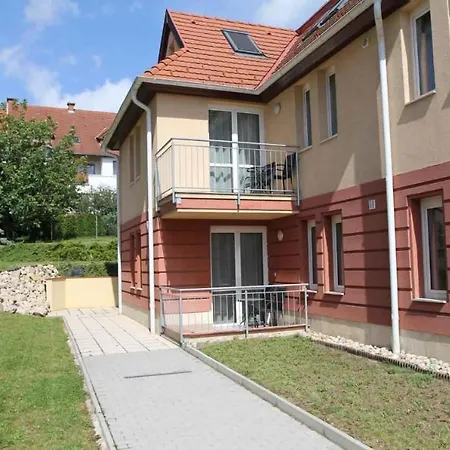 In - Balaton 49196 Lejlighedshotel Hévíz
